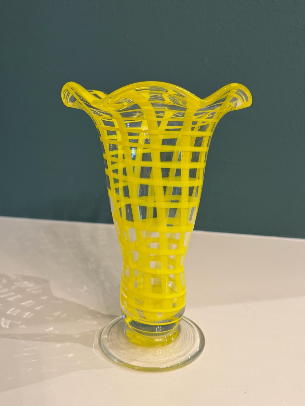 MCM Vintage Hand Blown Art Glass Vase Yellow Lattice Grid Ruffled Rim 8”